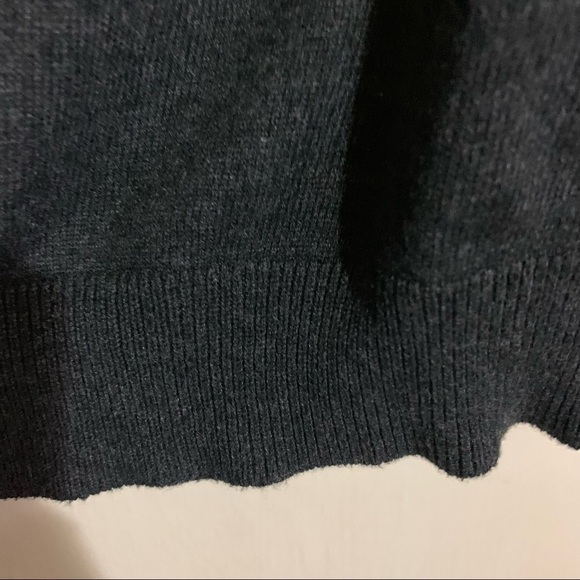 Simply Vera, Vera Wang Soft Knit Gray Tie Front Sweater/Blouse. Size XS - Picture 4 of 13